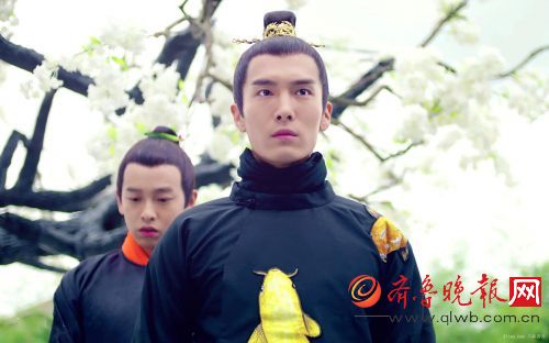 杨幂嘉行传媒捧明星全揭秘 改日一姐便是她了