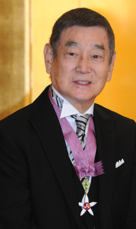 日本著名演员高仓健逝世