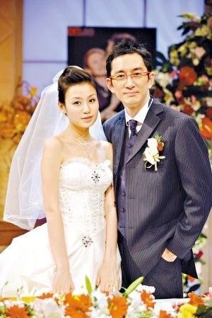 揭娱圈忘年恋：马景涛齐秦王刚娶小20岁嫩妻