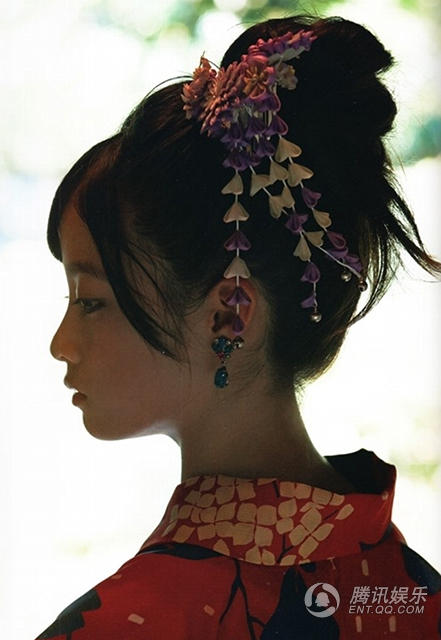 日本千年美女曝和服写真 15岁桥本环奈清纯动人