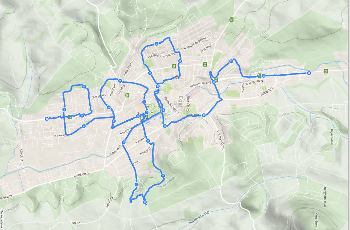 面积最大的涂鸦：他每天骑行70公里在地图上作画