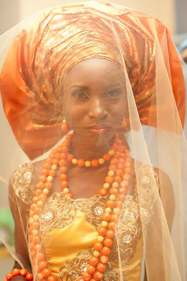 世界各地传统婚礼盘点 看看这15位新娘穿什么？