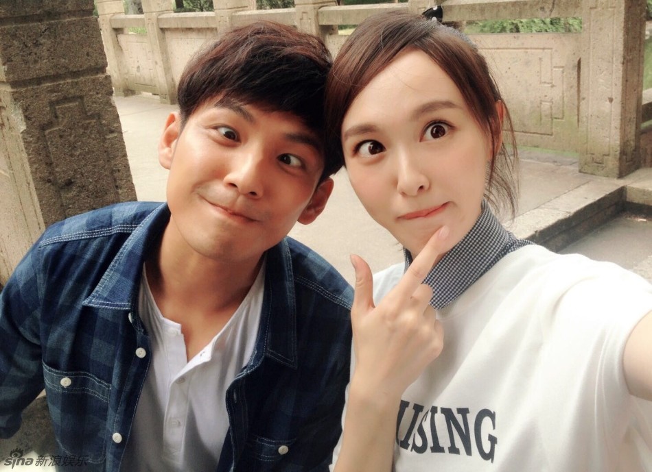 唐嫣罗晋公布恋情 盘点那些年唐嫣合作过的帅哥男星