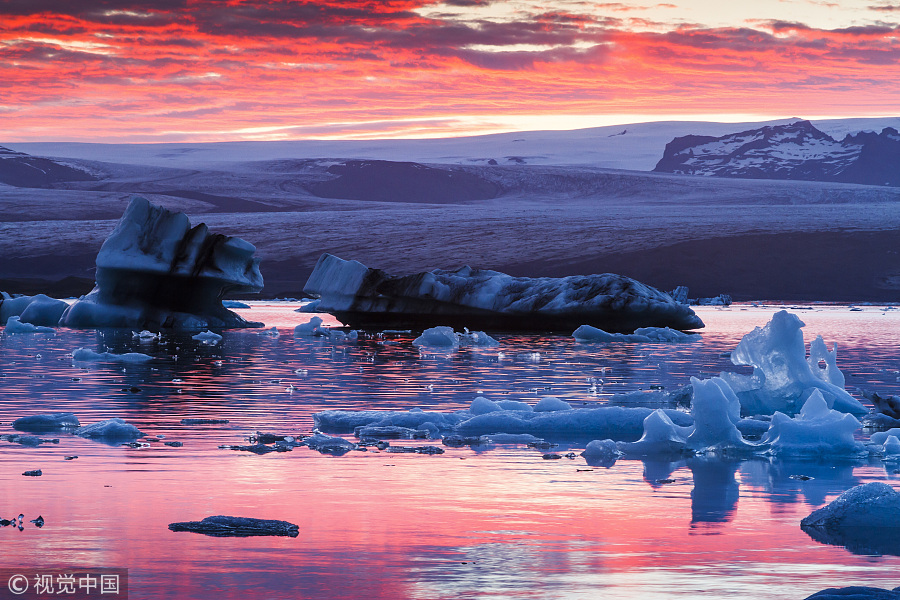 初冬邂逅真实版“冰雪奇缘” 全球10大冰雪圣地带来梦幻体验