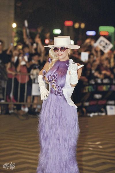 Lady Gaga休息一天 今晚香港开唱众星热捧(图)