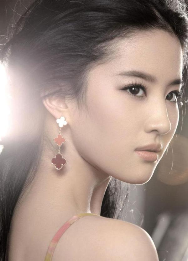 谁是中日韩娱乐圈“顶级美颜”女星