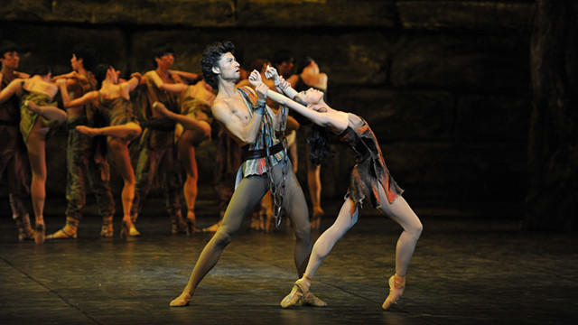 格里戈罗维奇经典芭蕾舞剧《斯巴达克》亮相中国