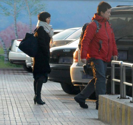 柴静被曝在美国产女婴 近日与家人返回北京