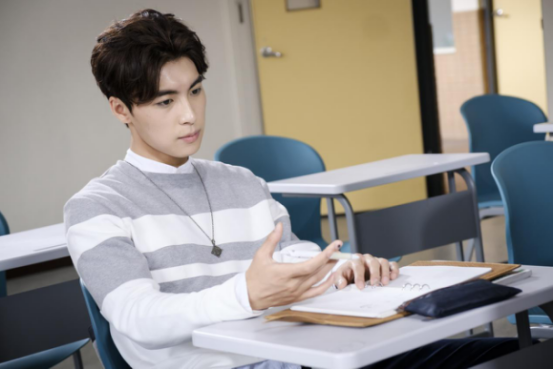 《愿有人陪你颠沛流离》热播，又一波“小鲜肉”清新袭来